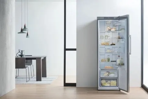 Whirlpool Fridge REFRIGERATOR SW8AM2YXR2