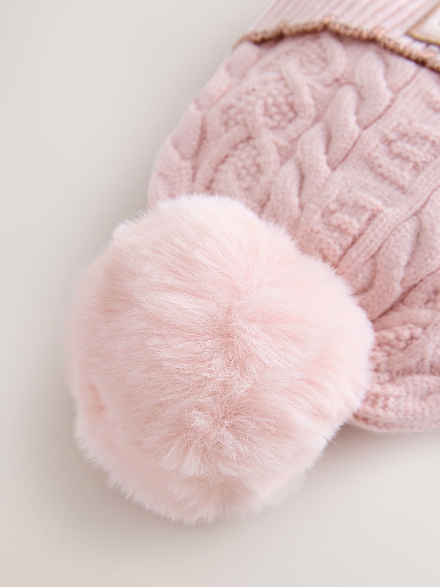 Baker by Ted Baker - Meisjes roze kabelgebreide muts en wanten set