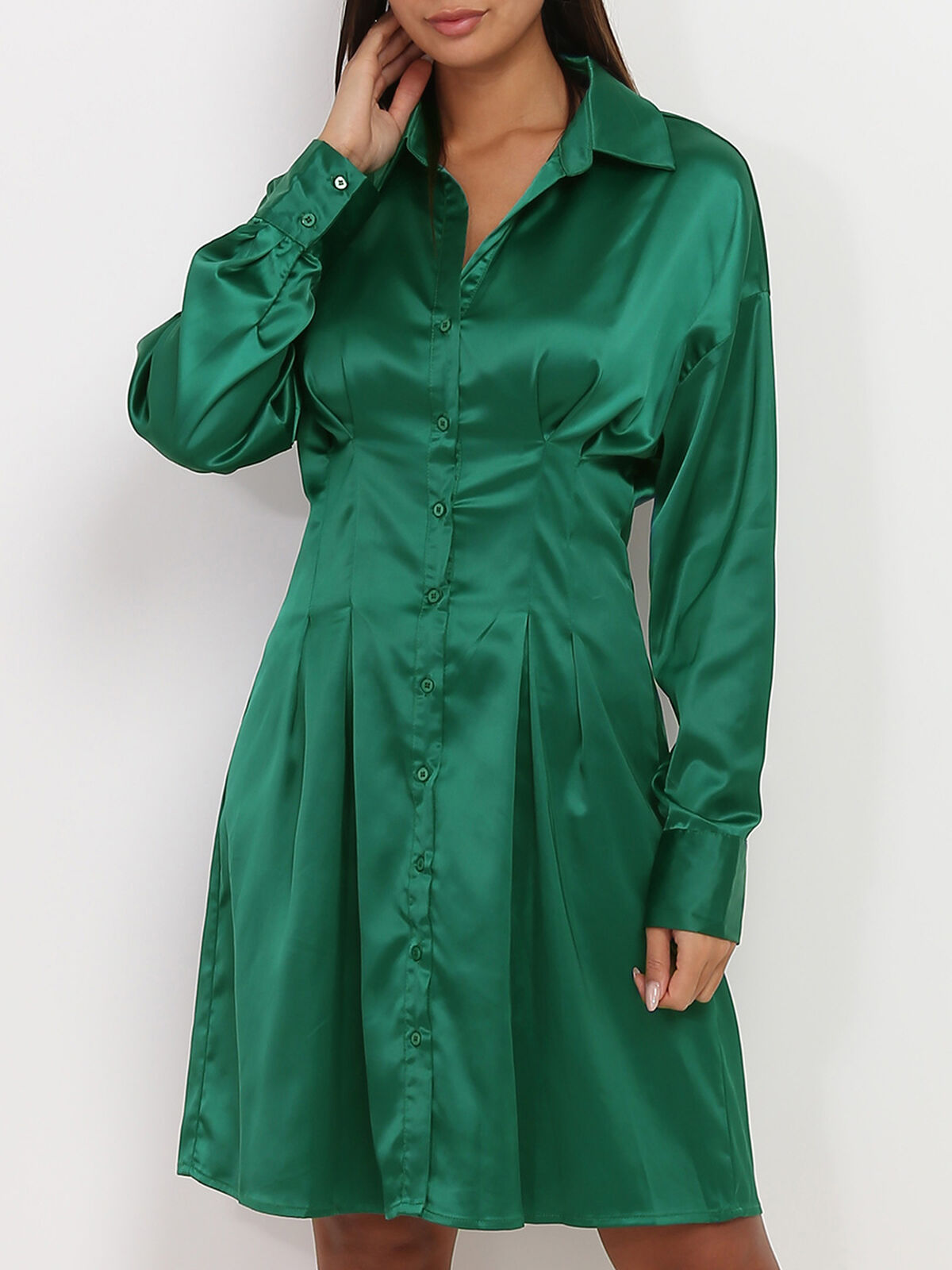 Robe chemise satinée cintrée- Vert foncé