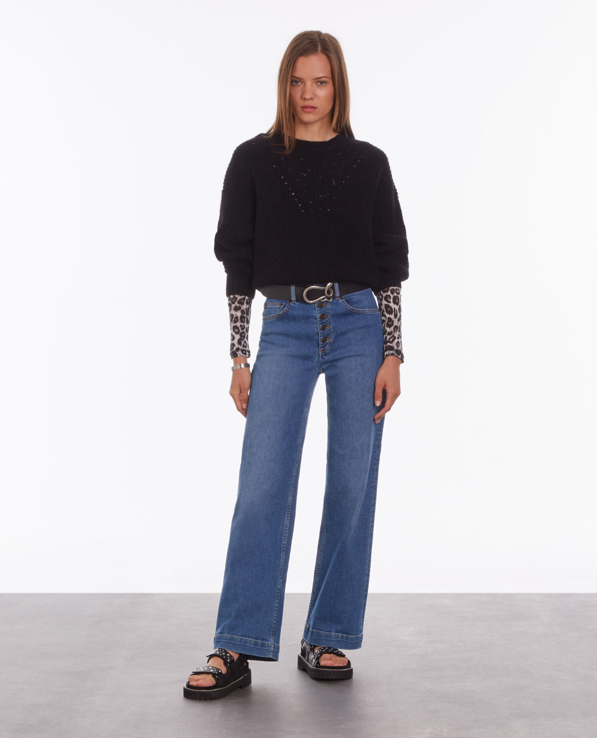 Pull noir en laine mélangée