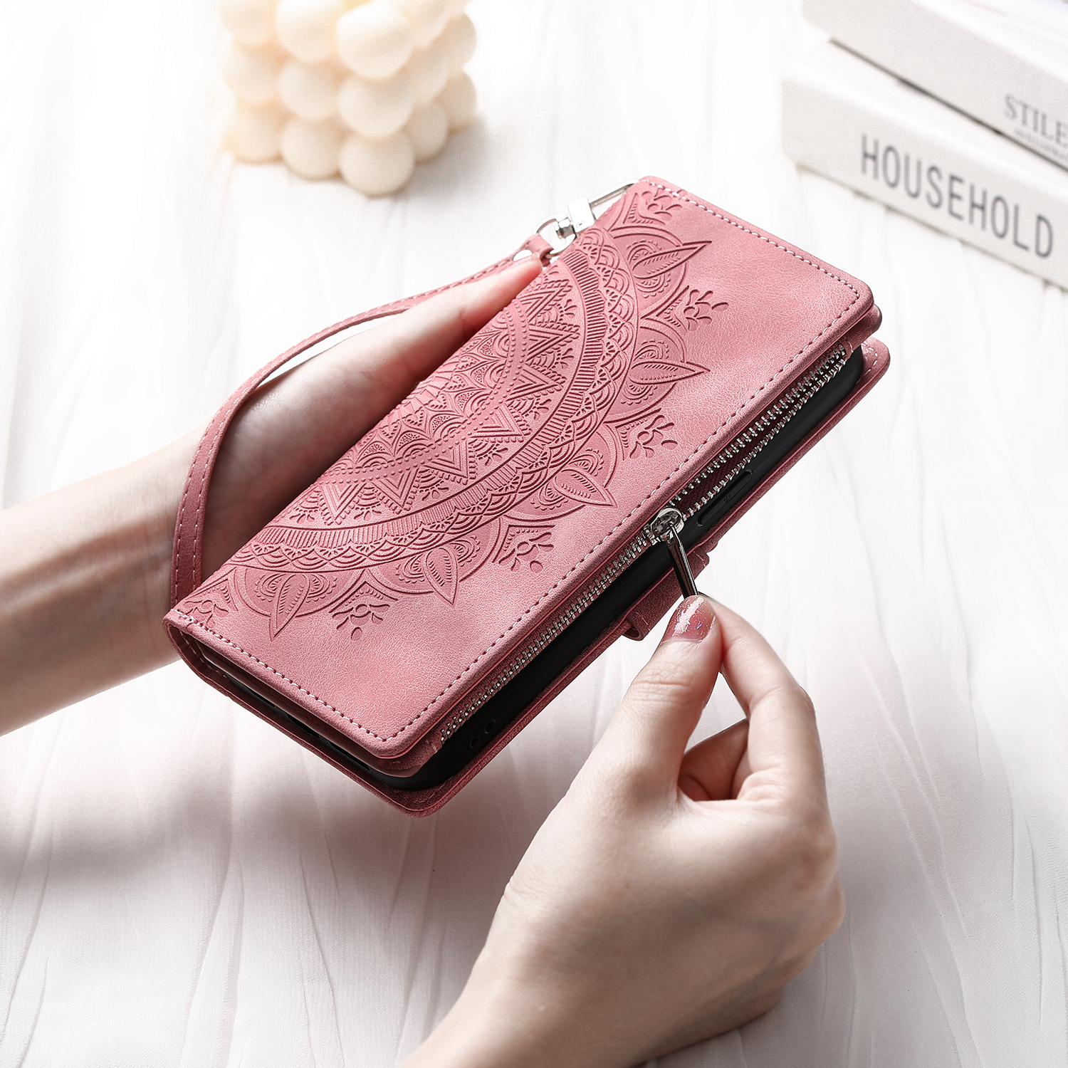 Samsung Galaxy S24 FE Leder Tasche Flip Cover mit Reissverschluss - Mandala Flowers Imprint - Rosa