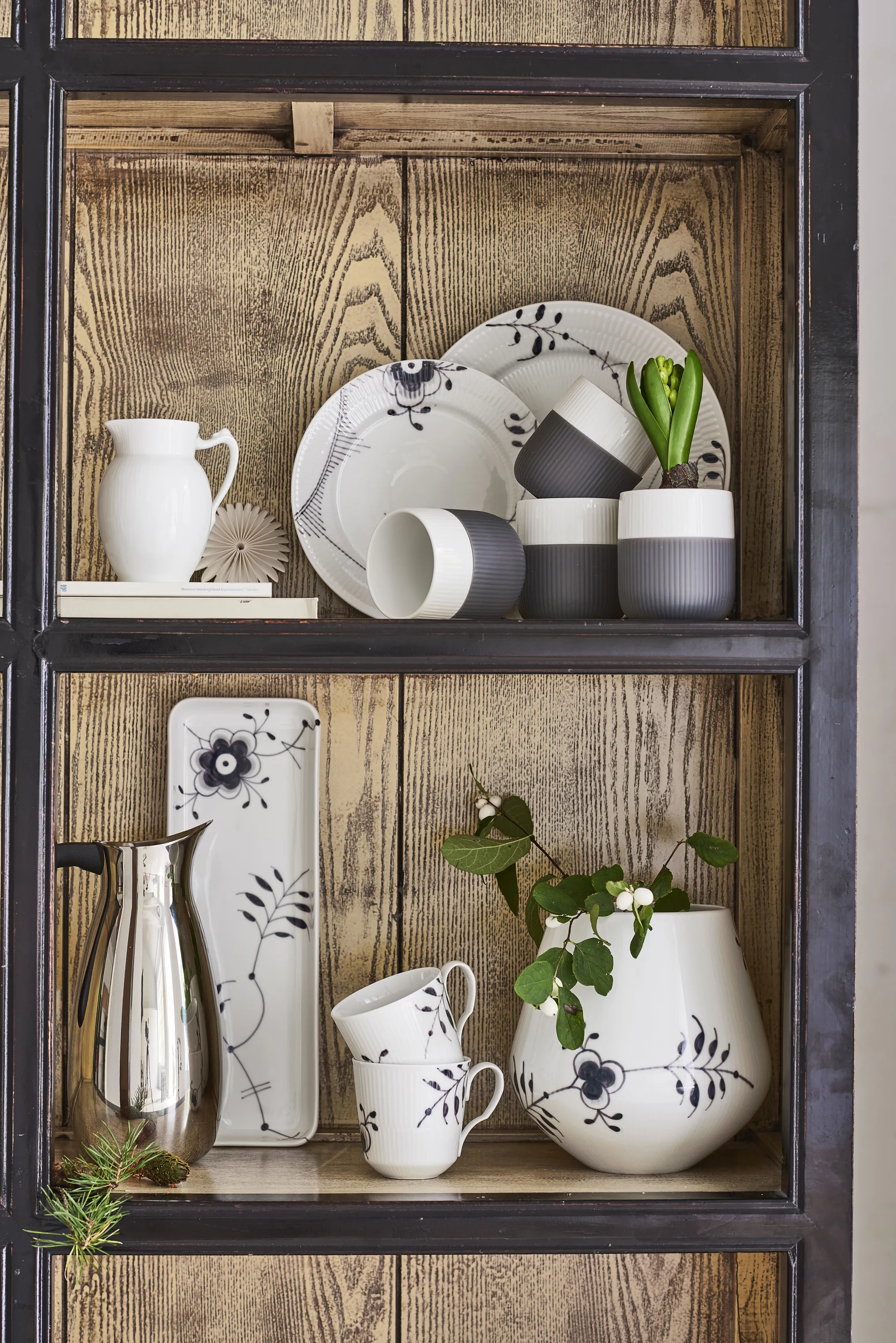 Royal Copenhagen Hvid Riflet Kande