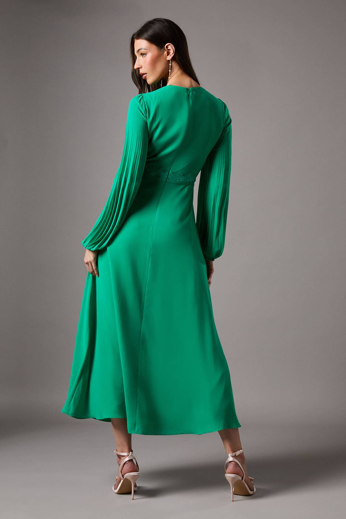 Coast Robe Maxi à Détails Plissés et Finitions Dentelle