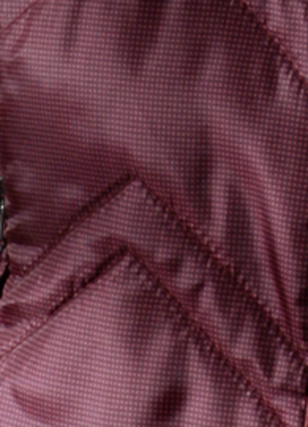 Jacke mit seitlicher Längssteppung