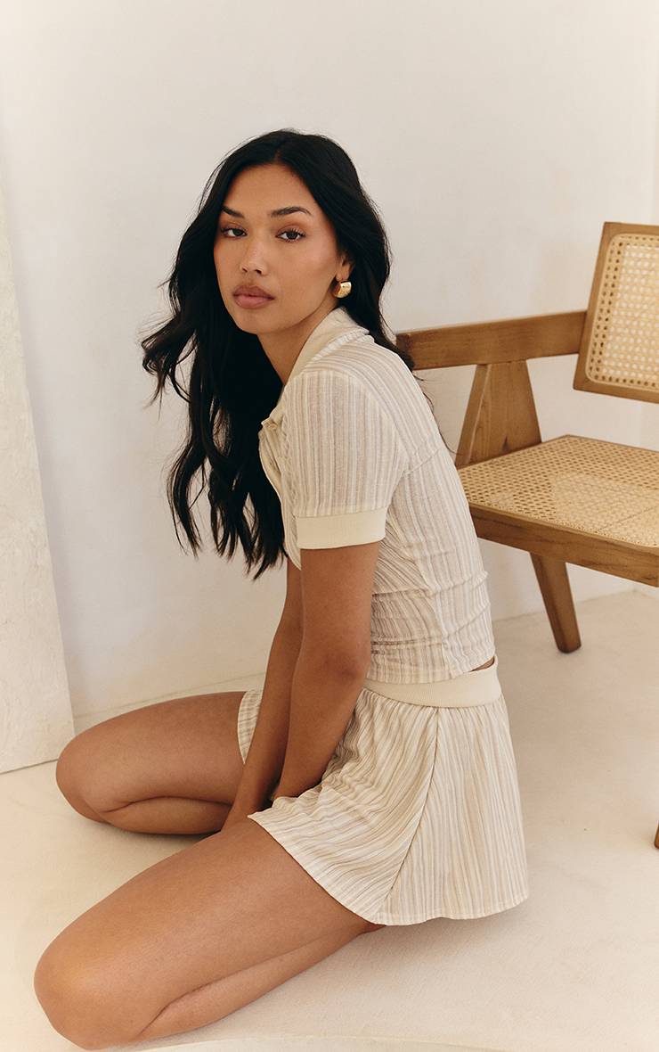 Crème Top Texturé Col V Avec Col Chemise