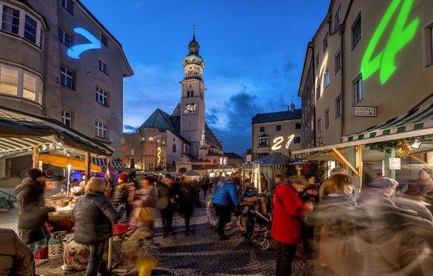 Klassische Stadtführung Hall in Tirol als Erlebnisgeschenk