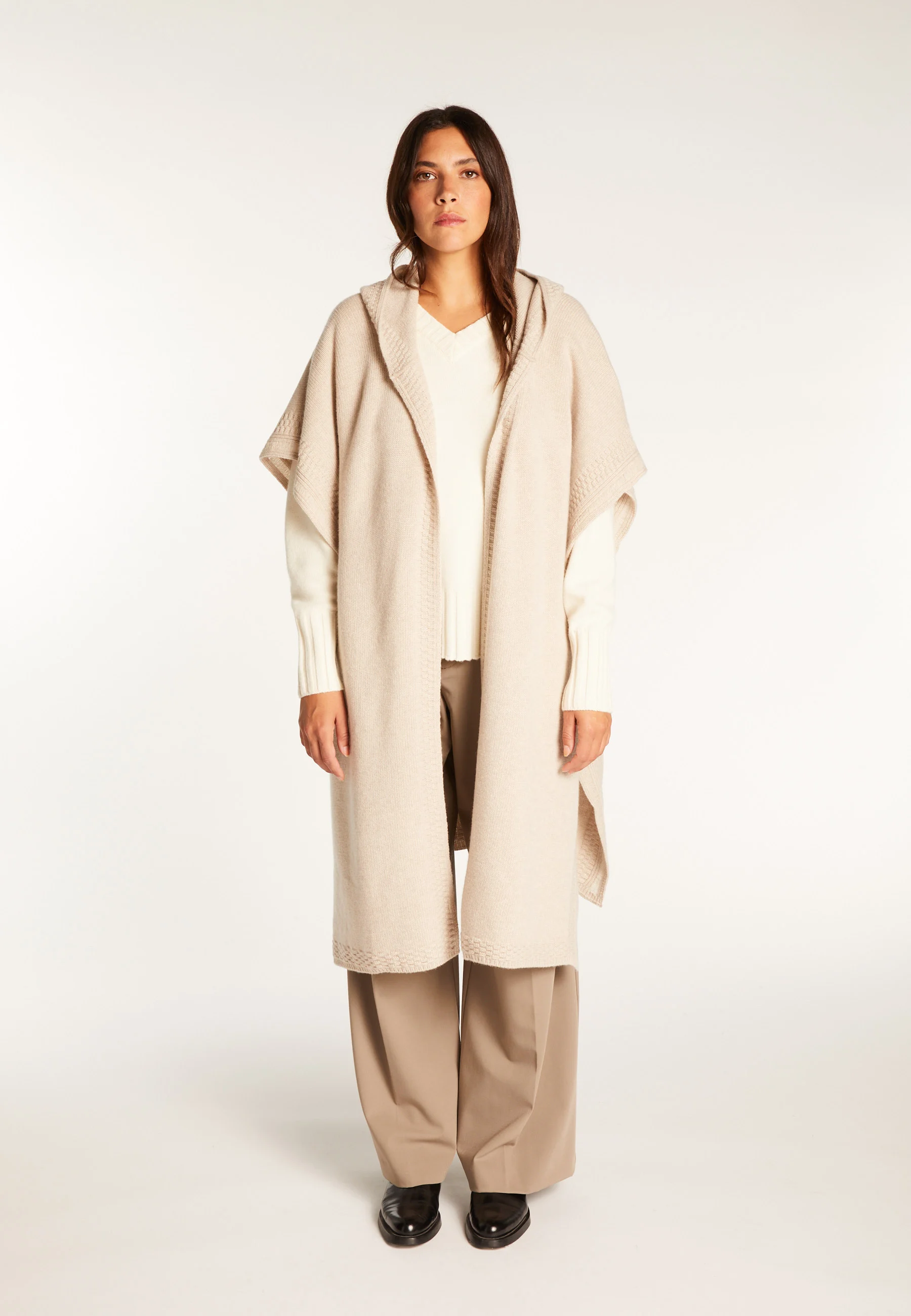 VENUS - Longue tunique sans manches | Beige