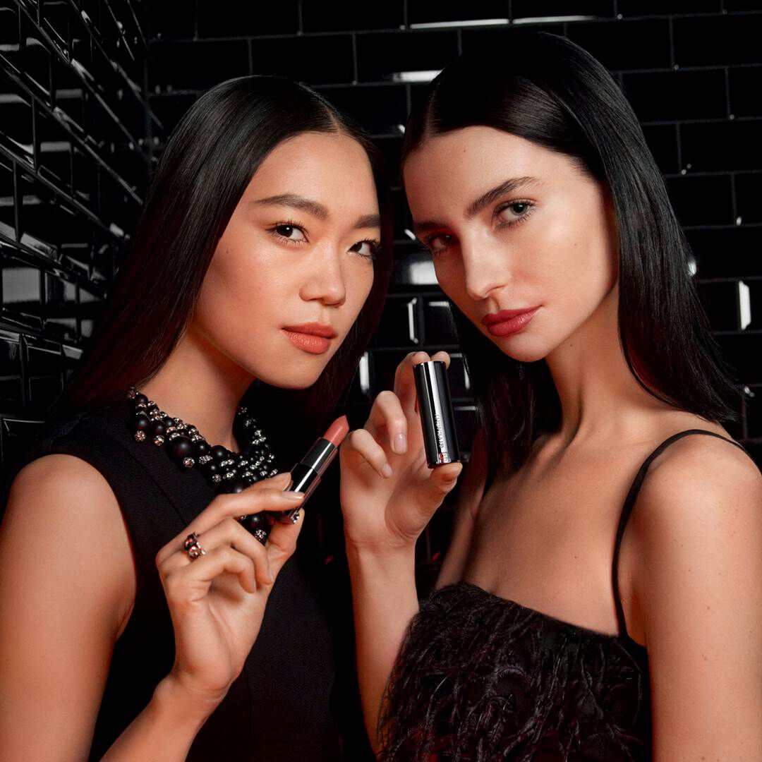 GIVENCHY LÁBIOS Batom Le Rouge Interdit Intense Silk
