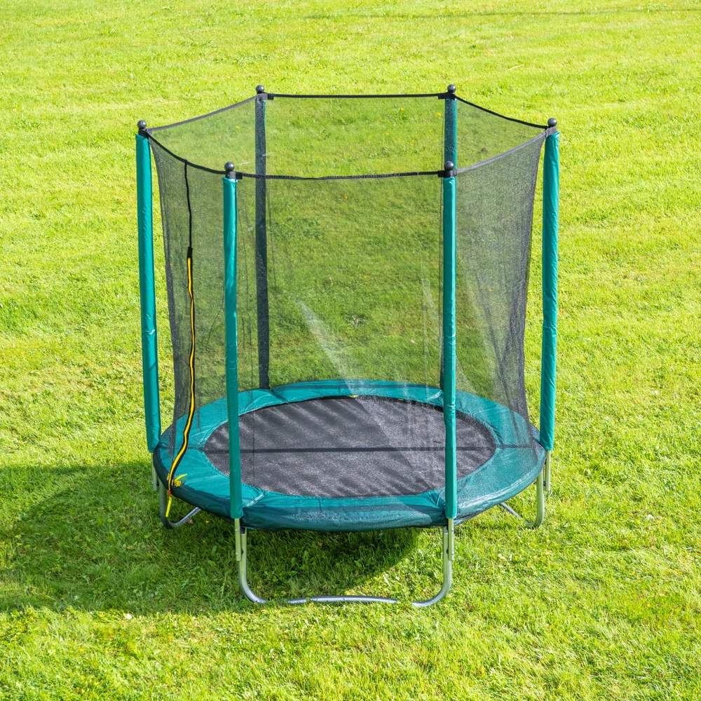 1,8 m großes Trampolin mit Sicherheitsnetz