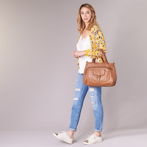 Betty London - ETRAME - Cognac