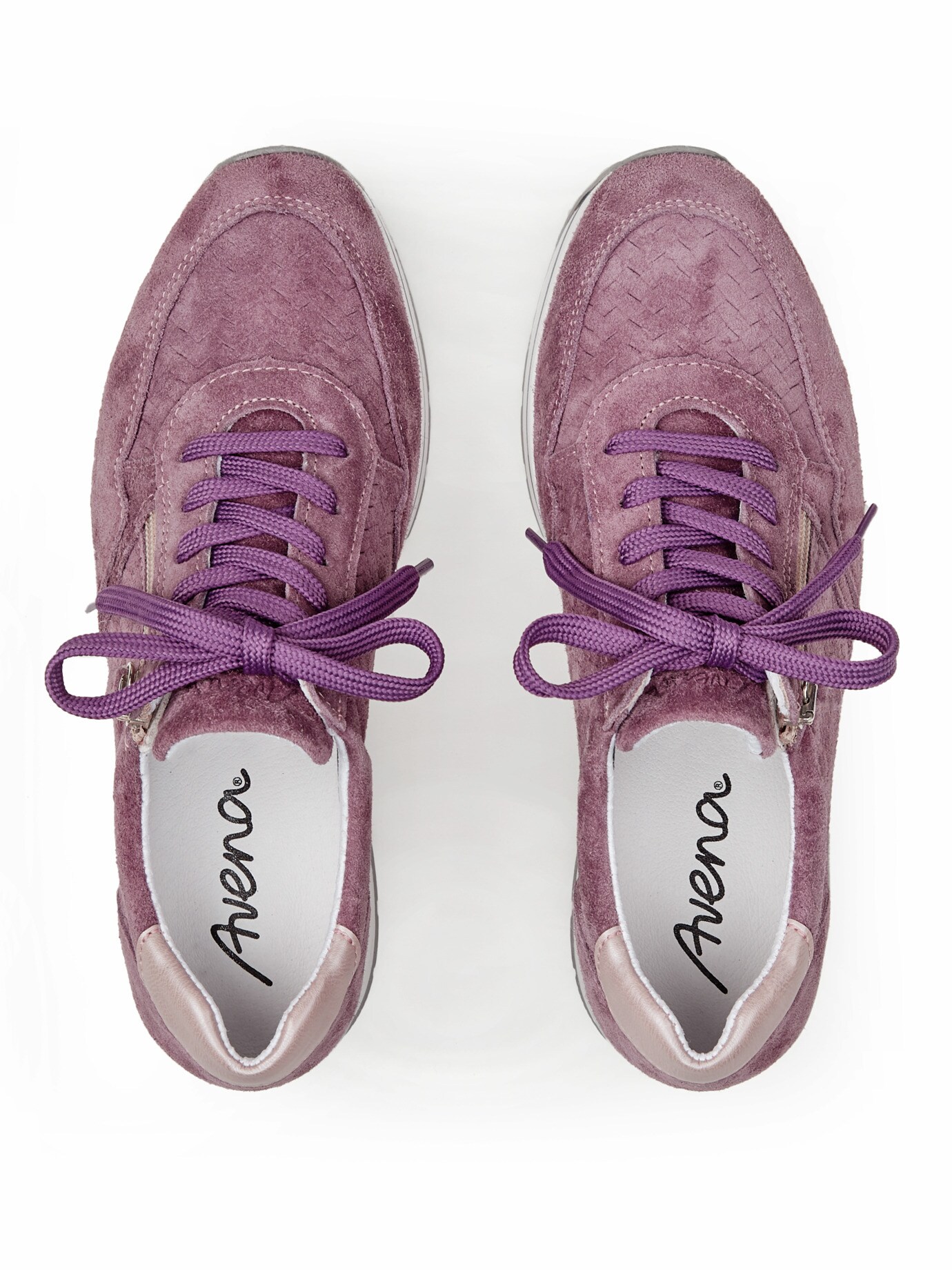 Soft-Sneaker Memory