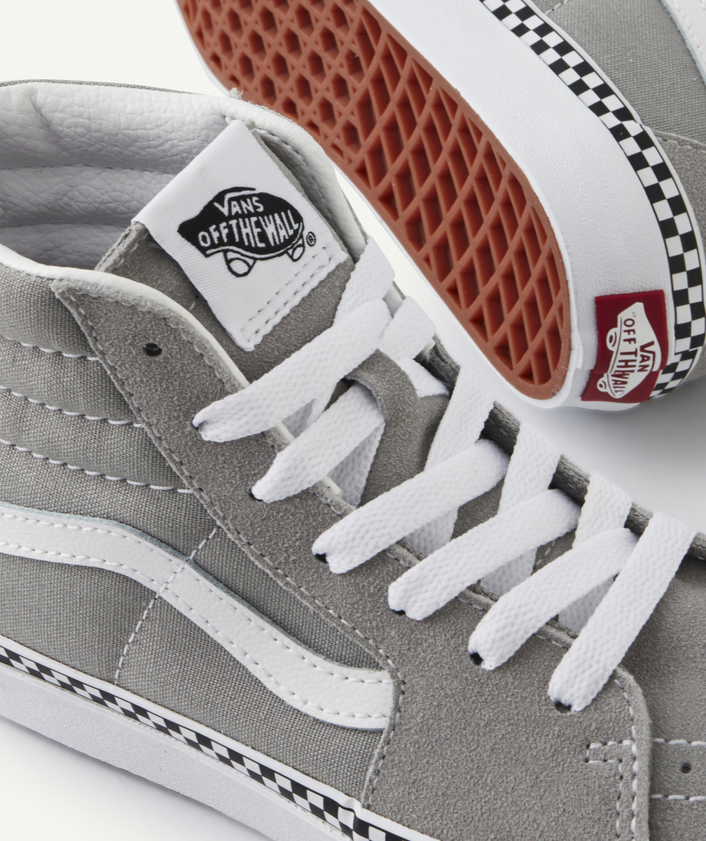 VANSBASKETS MONTANTES GRISES ET DAMIER UY SK8-HI