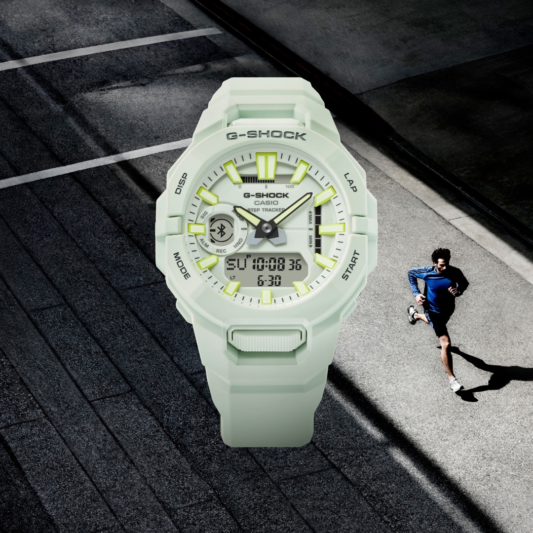 Casio G-Shock G-Squad Bluetooth 44mm Grau