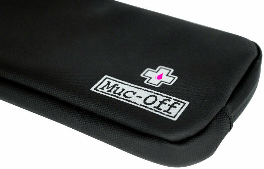 Muc-Off Essentials Case Rainproof Zwart