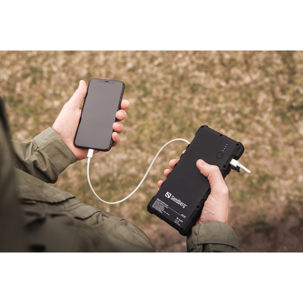 24 000 mAh utendørs solenergibank, svart