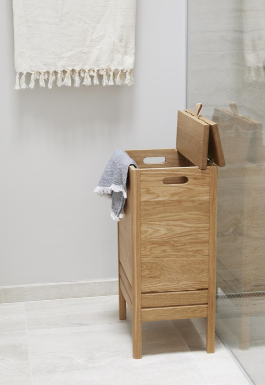Form&Refine A Line wasmand eiken