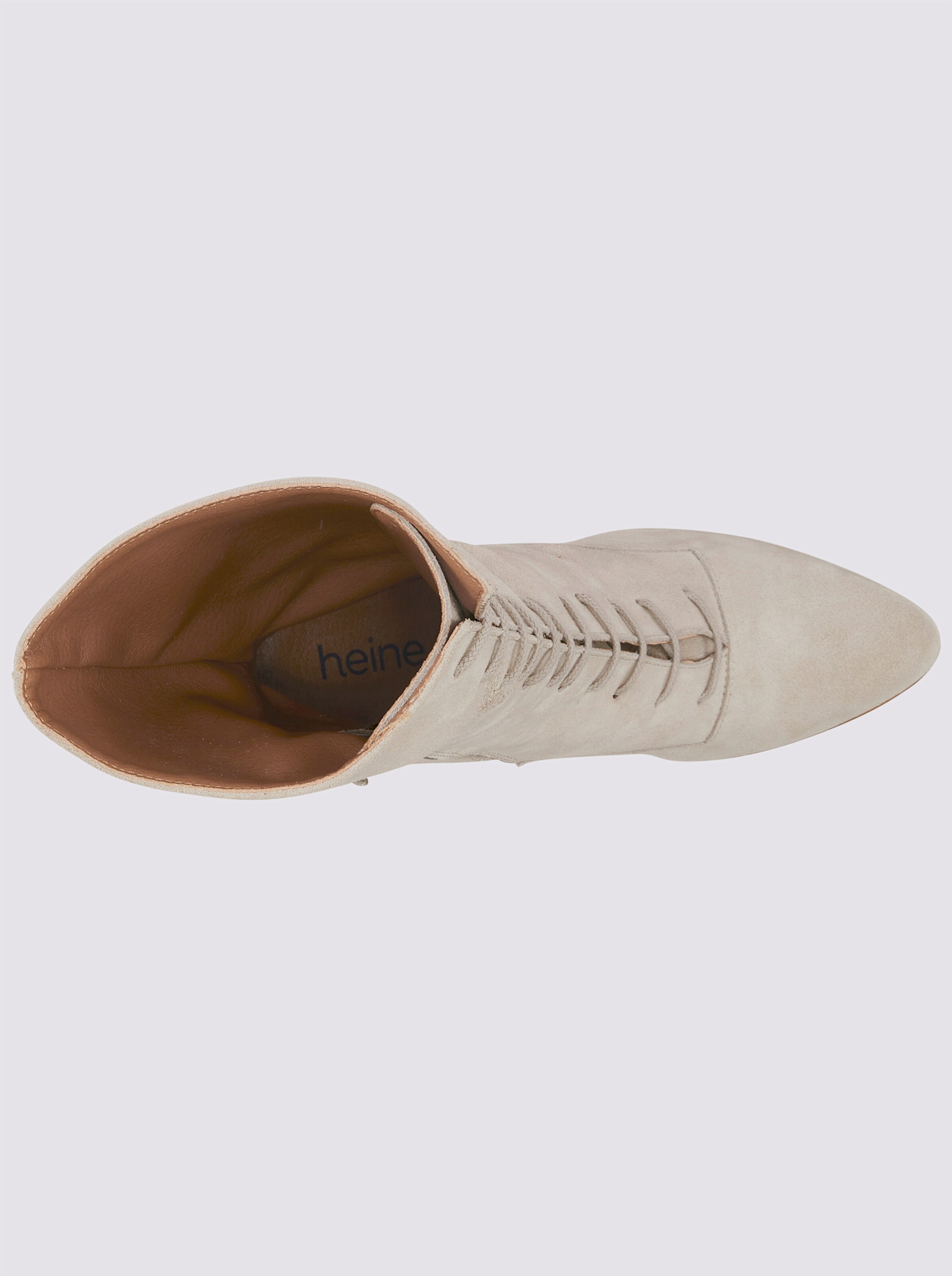Schnürstiefel