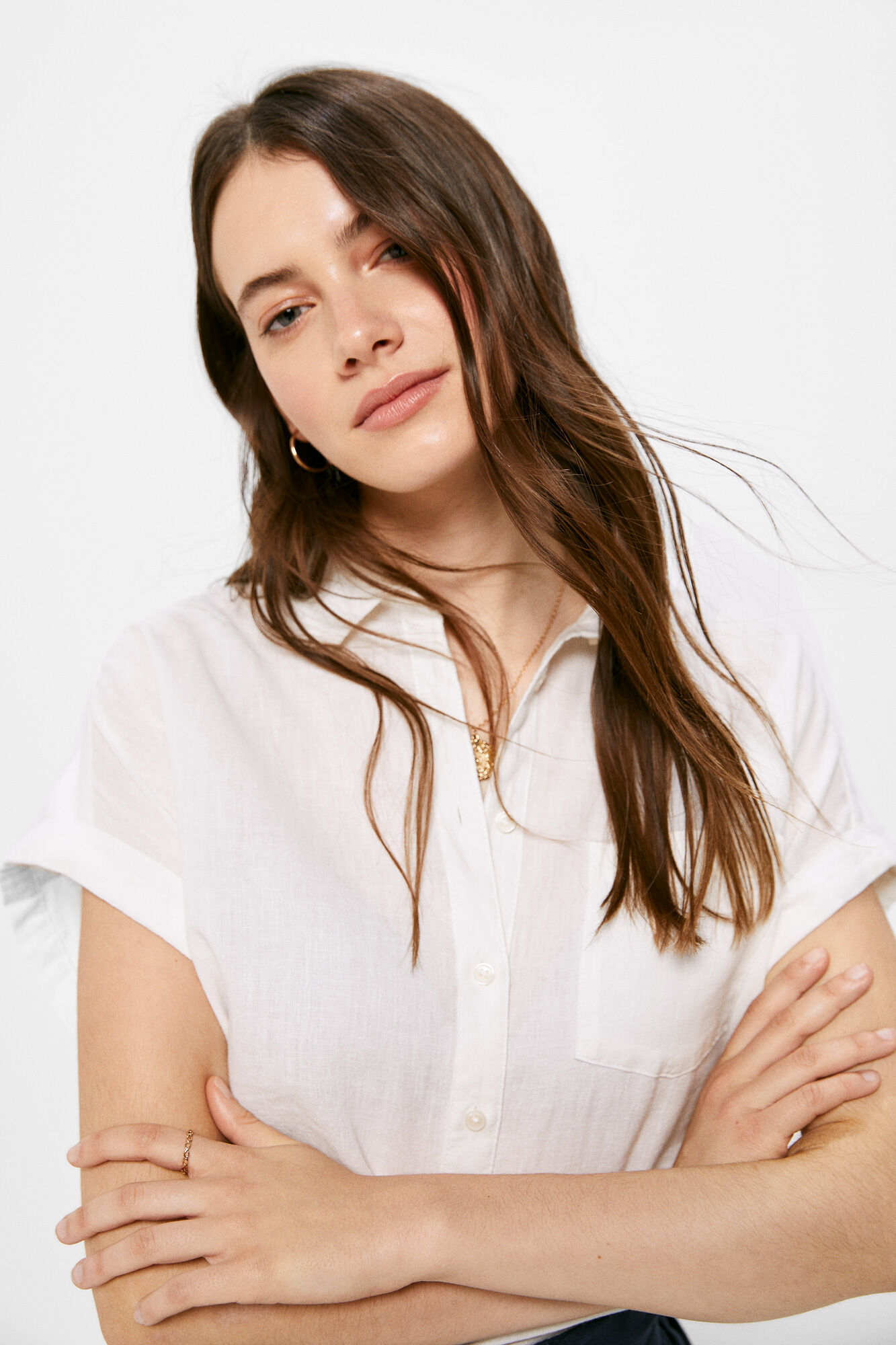 Blusa de manga curta em linho e algodão - Amarela
