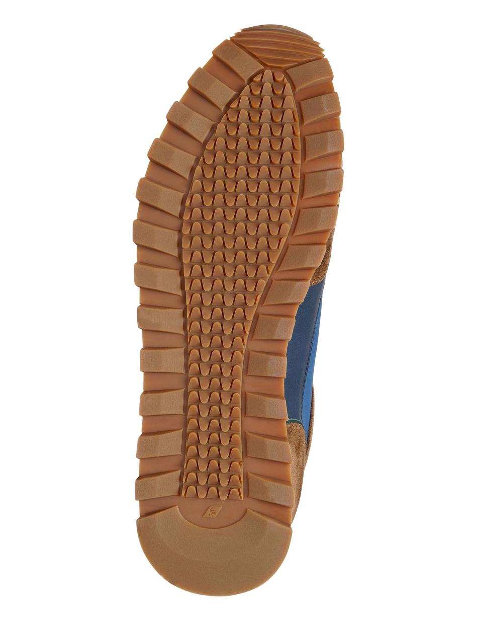 SNEAKER TRAVIS R