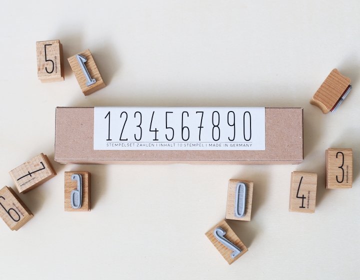 Motivstempel aus Holz, Set Zahlen