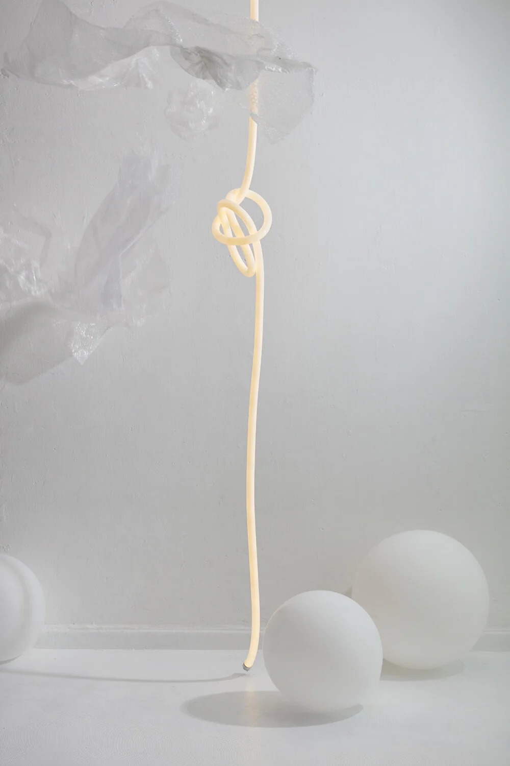 Studio About  Flex Mount væg/loftlampe, Warm White - 4 meter