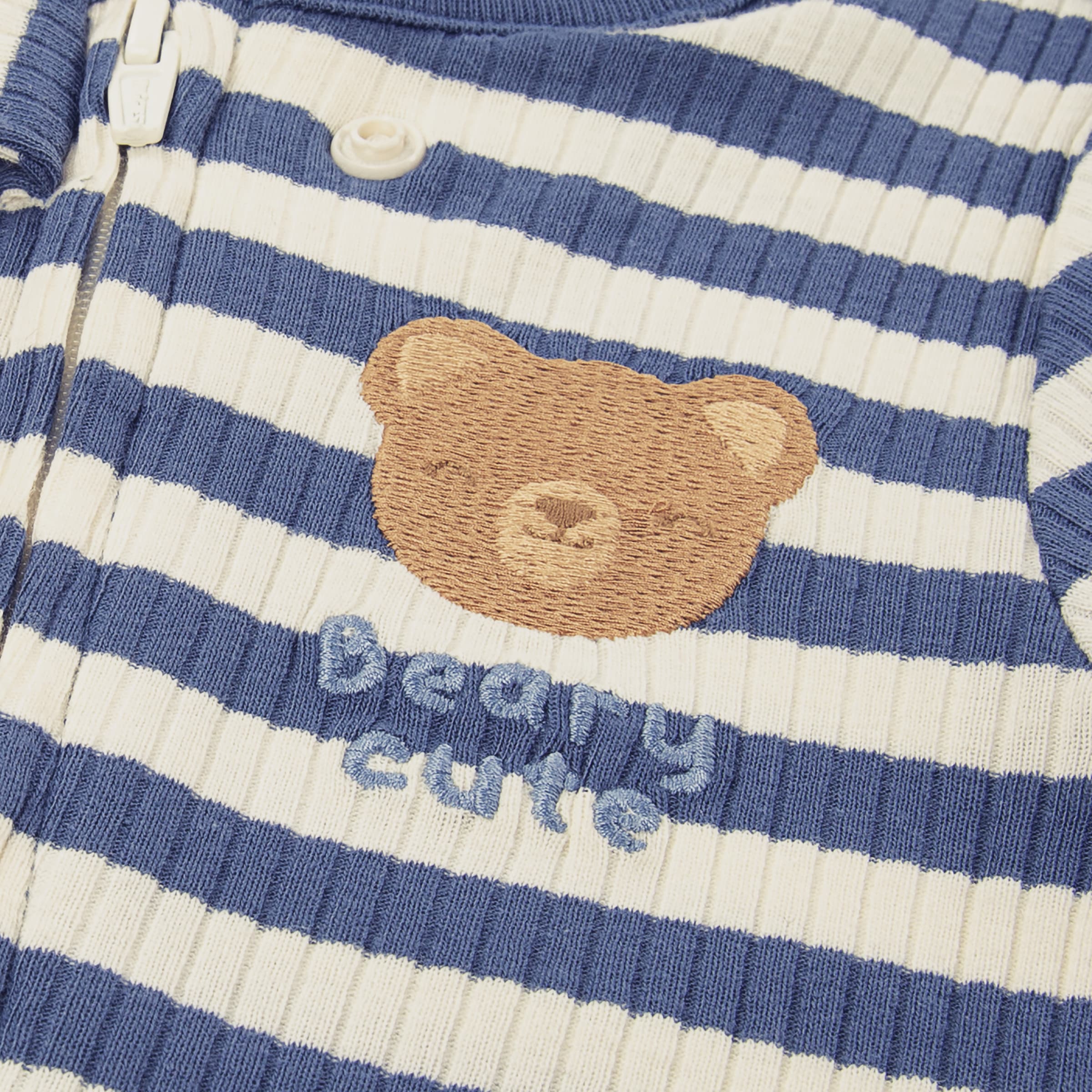 HUGGIES babywear Schlafoverall »HUGB FOOTED COVERALL« mit süsser Bärchenstickerei