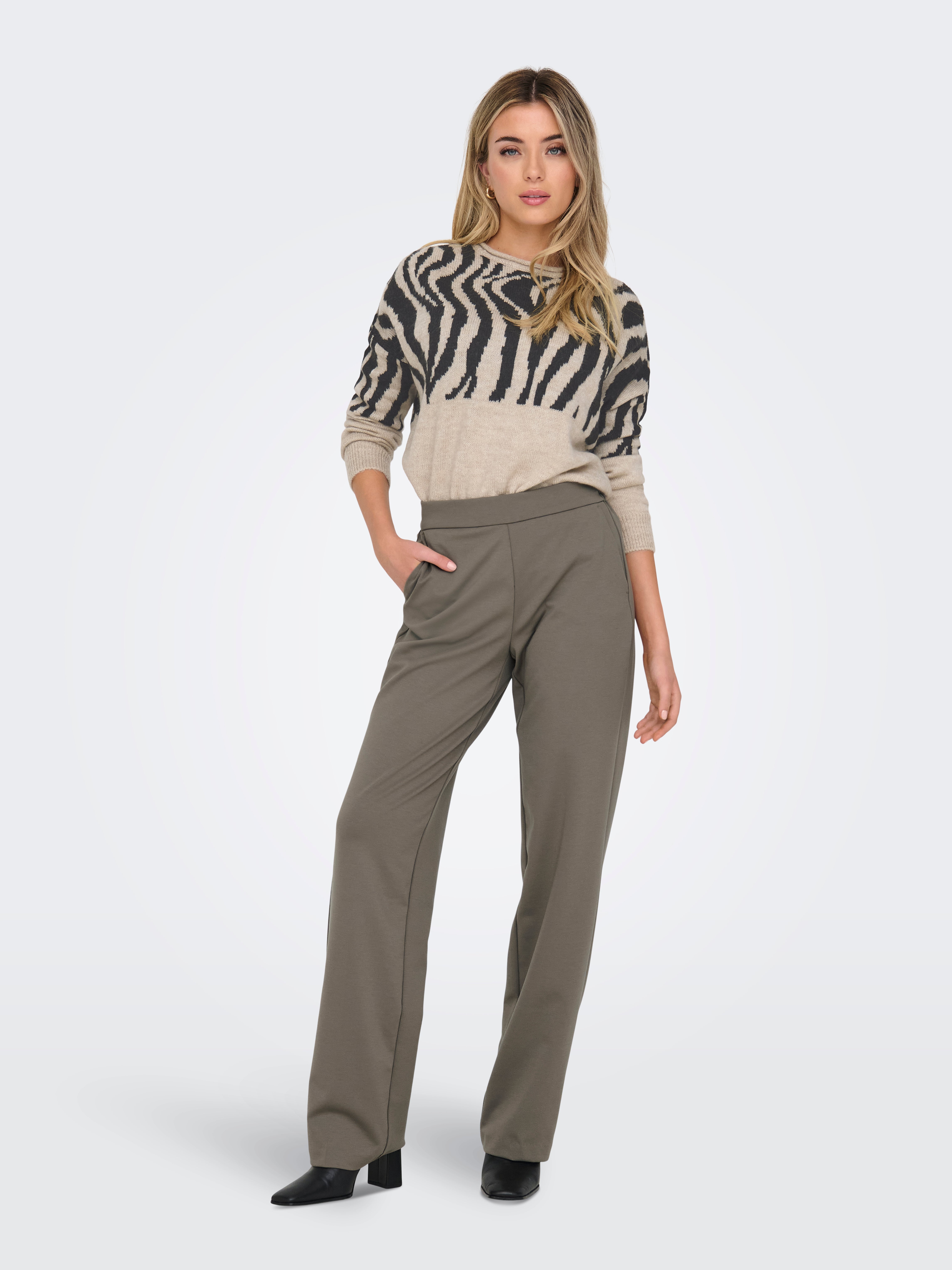 ONLPEACH Mittlere Taille Gerade geschnitten Gestrickte Hose Walnut