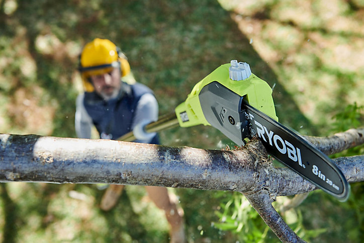 Elagueuse sur perche à batterie 18V Ryobi sans fil