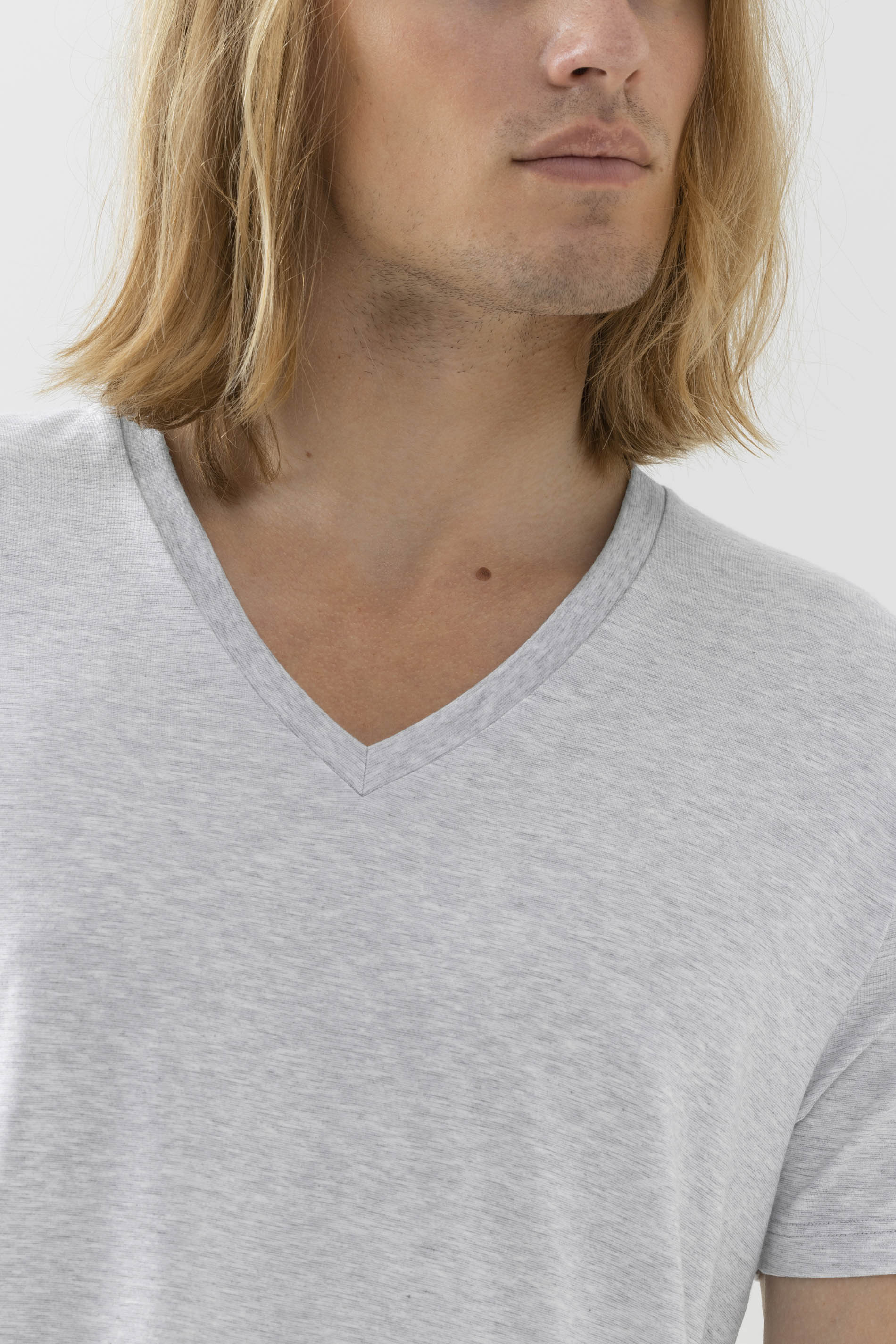 V-Neck<br>Dry Cotton Colour