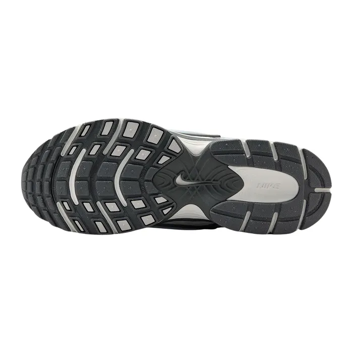Nike V5 RNR Sneakers Dames