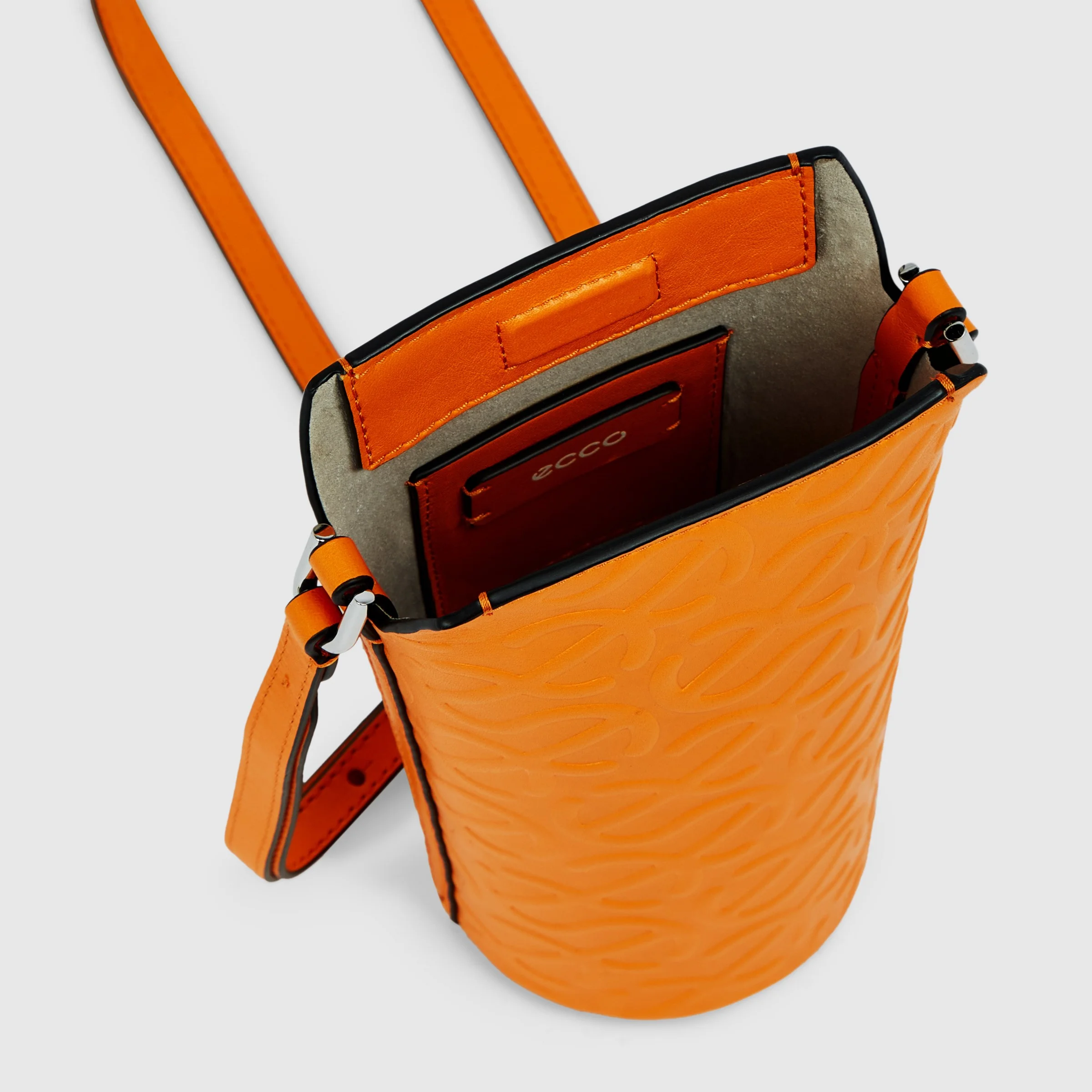 ECCO Pot Bag Umhängetasche aus Leder Orange 9X19X9 cm