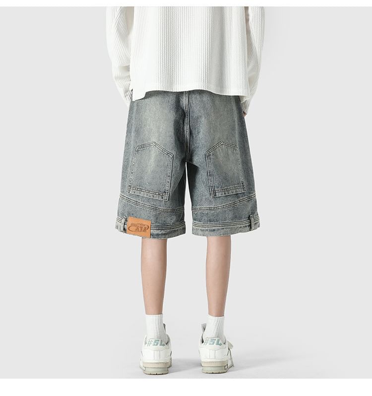 Vernanah - Mid Rise Applique Washed Denim Shorts