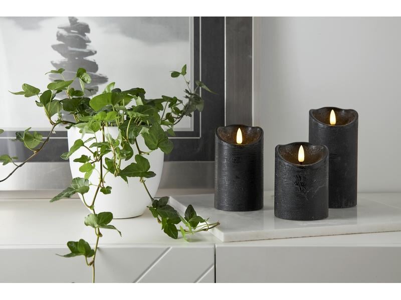Star Trading LED-Kerze Flamme Rustic, Ø 7.5 x 10 cm, Schwar LED-Echtwachskerze für Innenbereich mit Timer-Funktion
