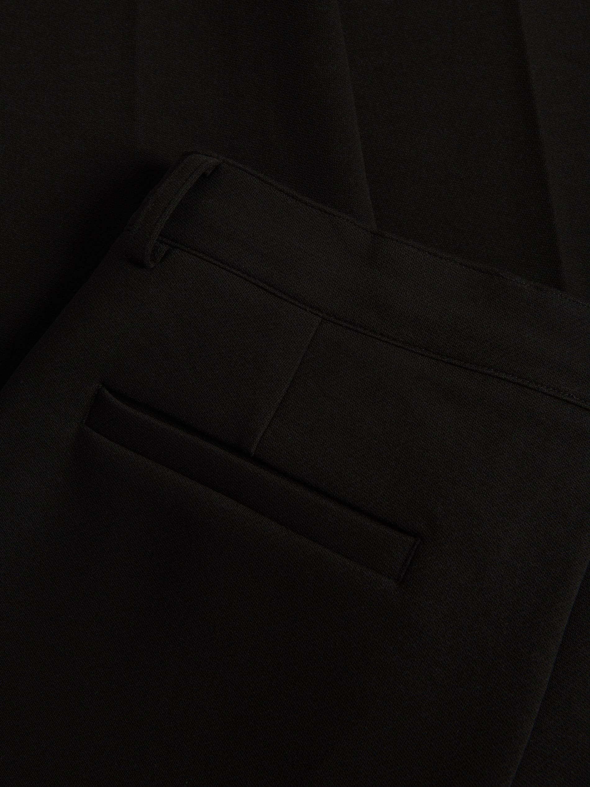 Chinohose im Slim-Fit mit Bügelfalte
