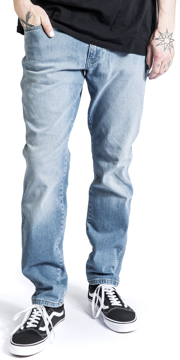 River Clever | Wrangler Jean