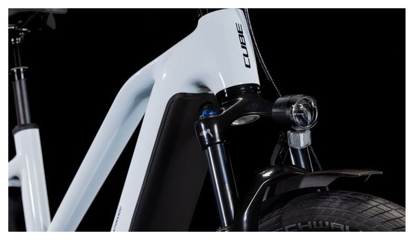 VTC Électrique Cube Kathmandu Hybrid One 800 Trapeze Shimano Cues 10V 800 Wh 700 mm Blanc Bleu Polar 2025