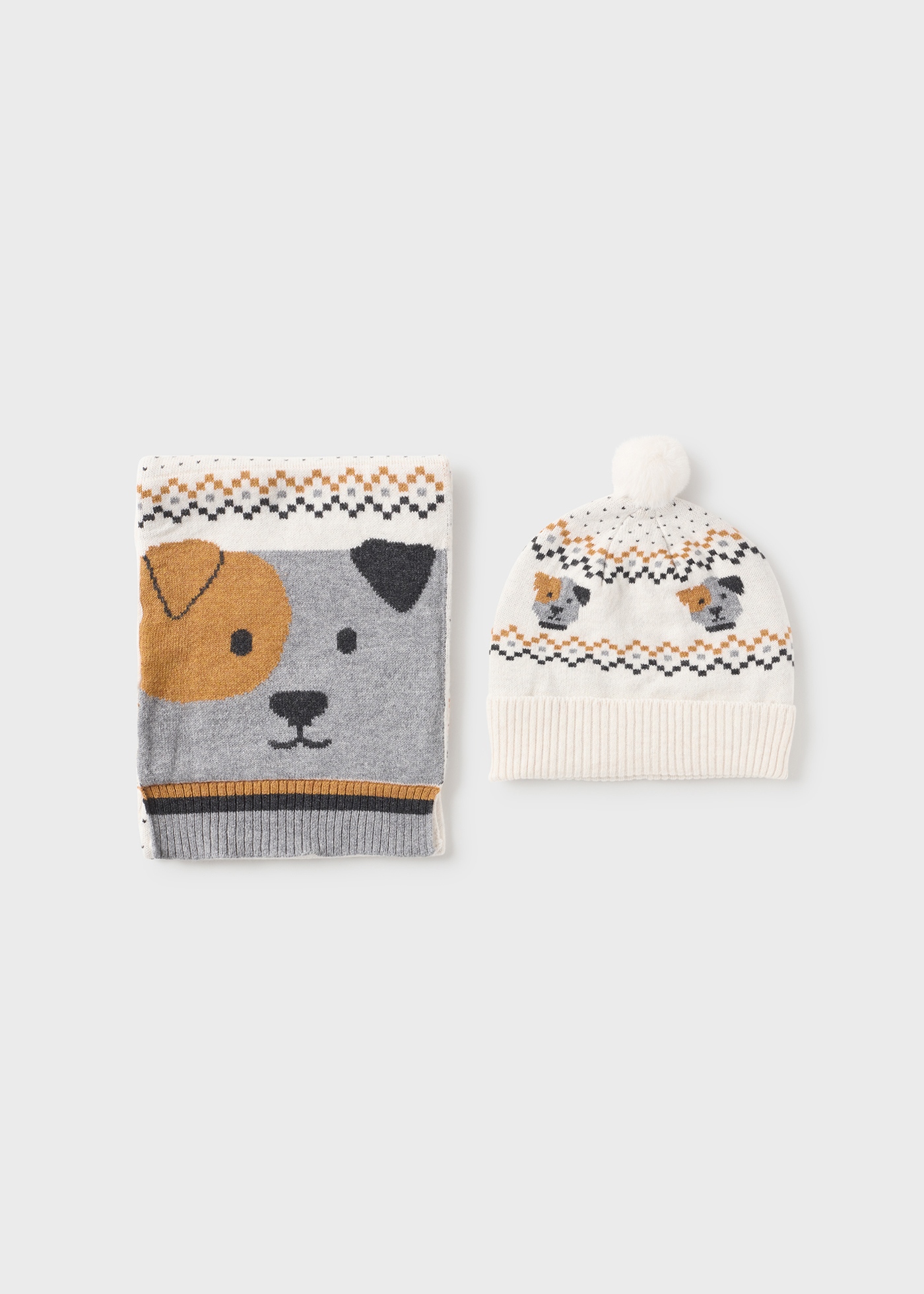 Conjunto de gorro e cachecol de tricô para bebê