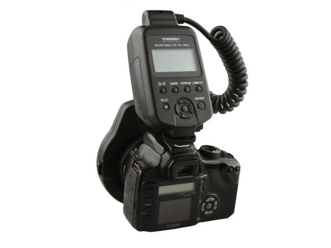 Yongnuo Blitzgerät Macro Flash YN-14EX Automatischer ringförmiger Blitz für Makroaufnahmen
