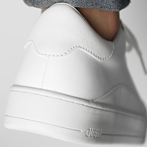 Baskets FM7UDILEL12 White