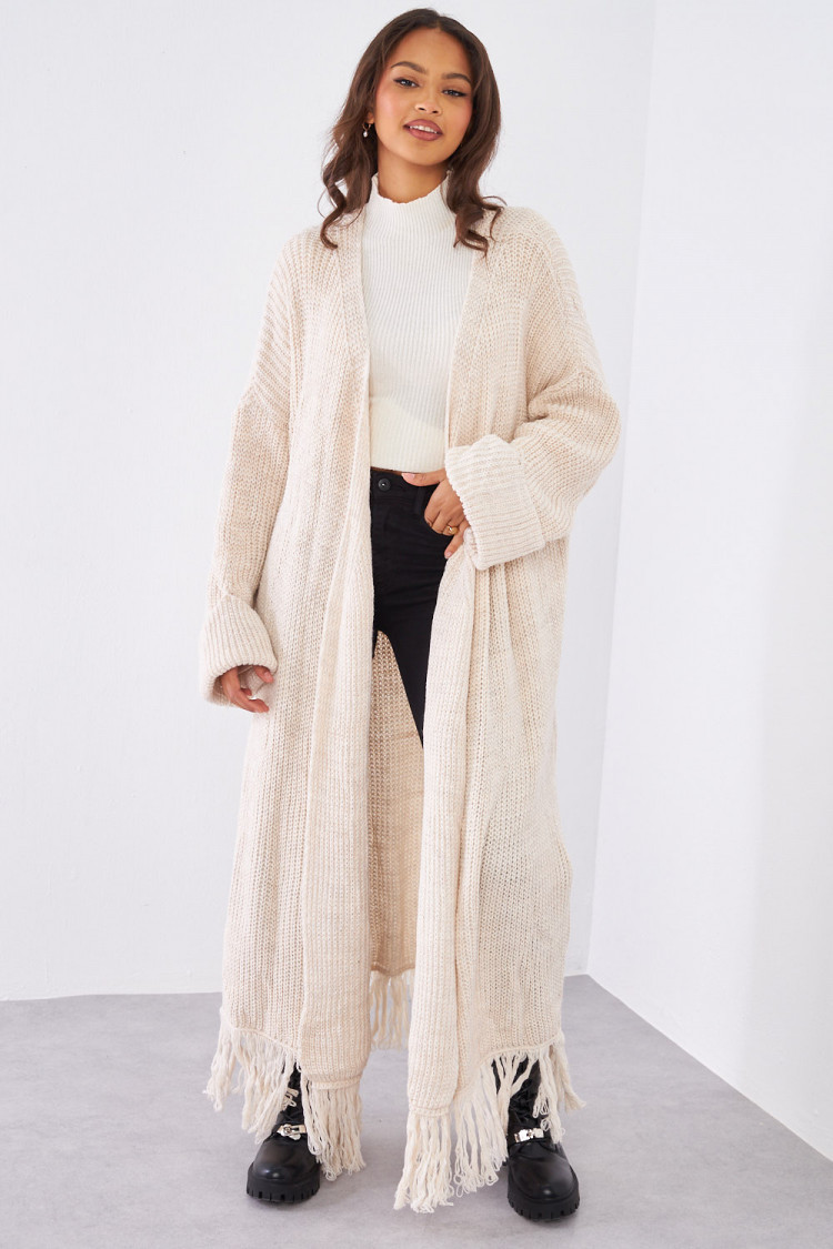 Gilet en maille beige à franges ceinturé
