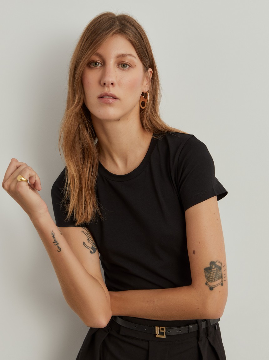 T-shirt básica de algodão