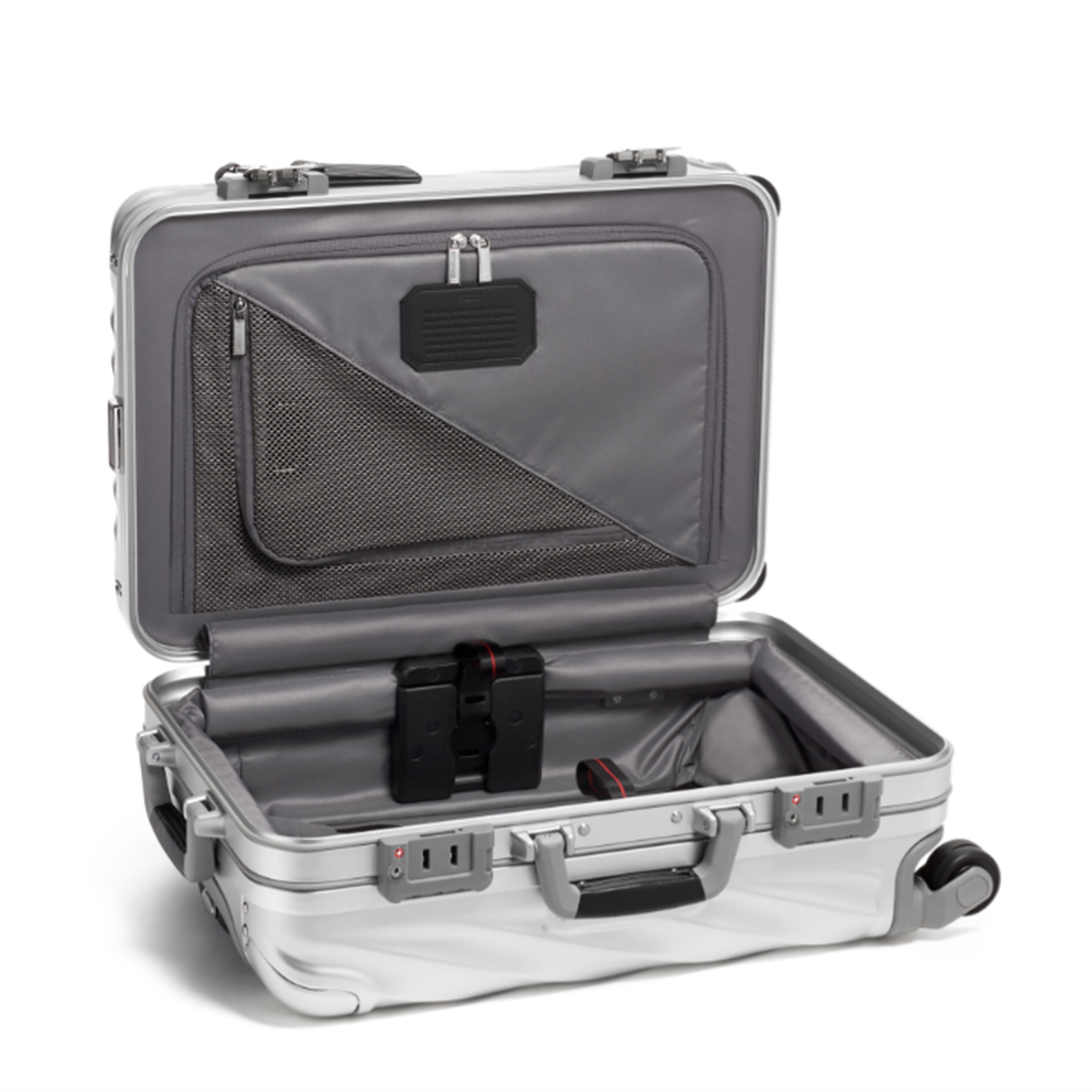 Tumi 19 Degree Aluminium International Expandable Carry-On silver