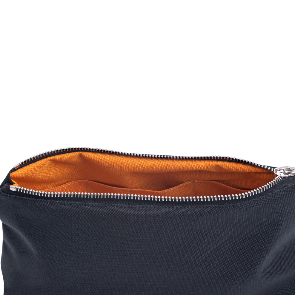 Necessaire 