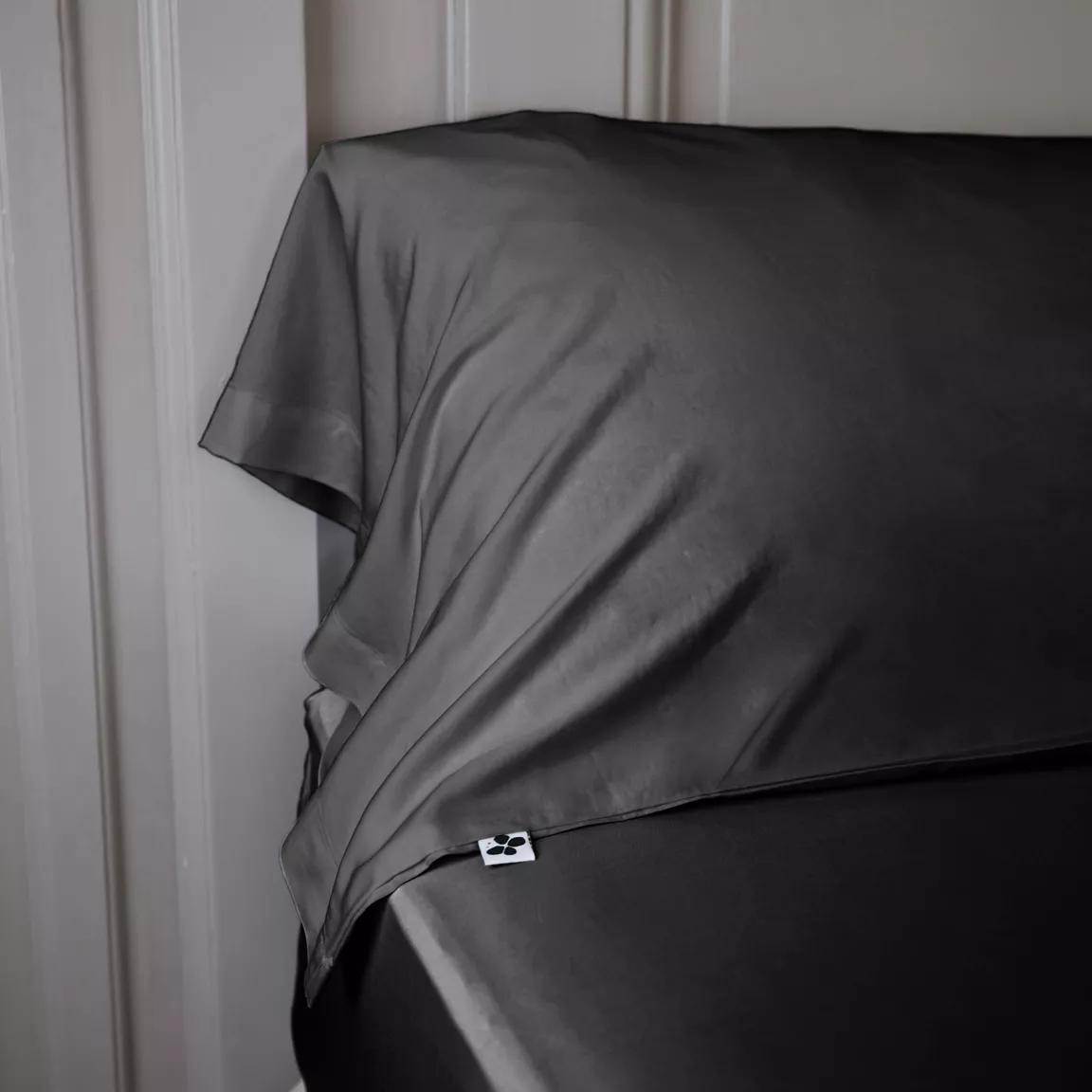 Taie de traversin satin de bambou (L185 cm) Salomé Noir