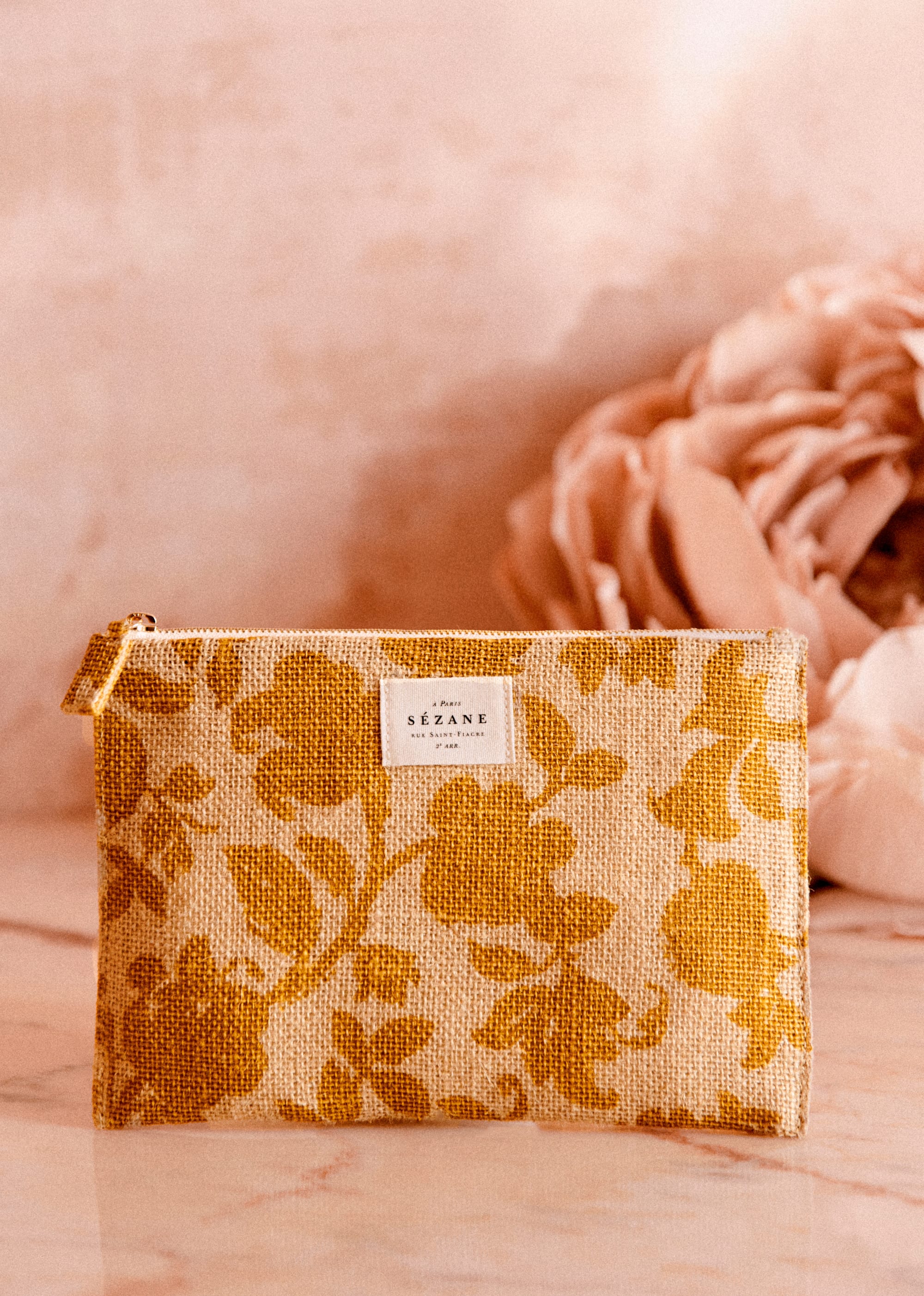 Grande Pochette Plate Jute - Fleurs des jardins ocre - LES COMPOSANTES/DÉCOUVRIR 5906613