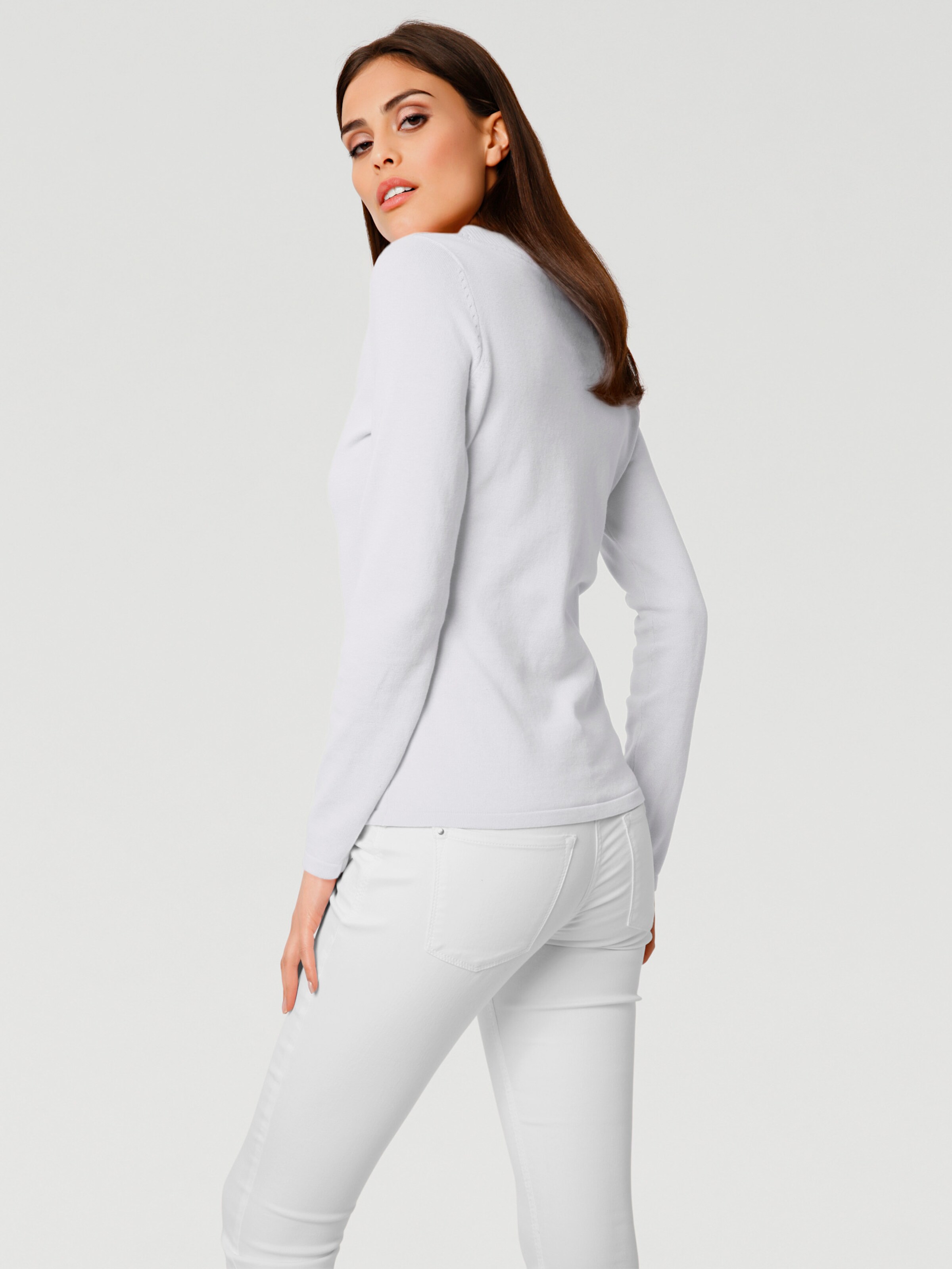 V-Pullover