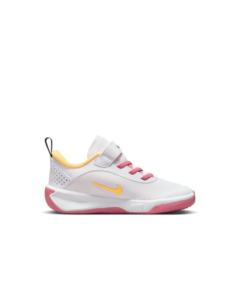 Chaussures Nike Omni Multi-Court Blanc & Rose pour enfant
