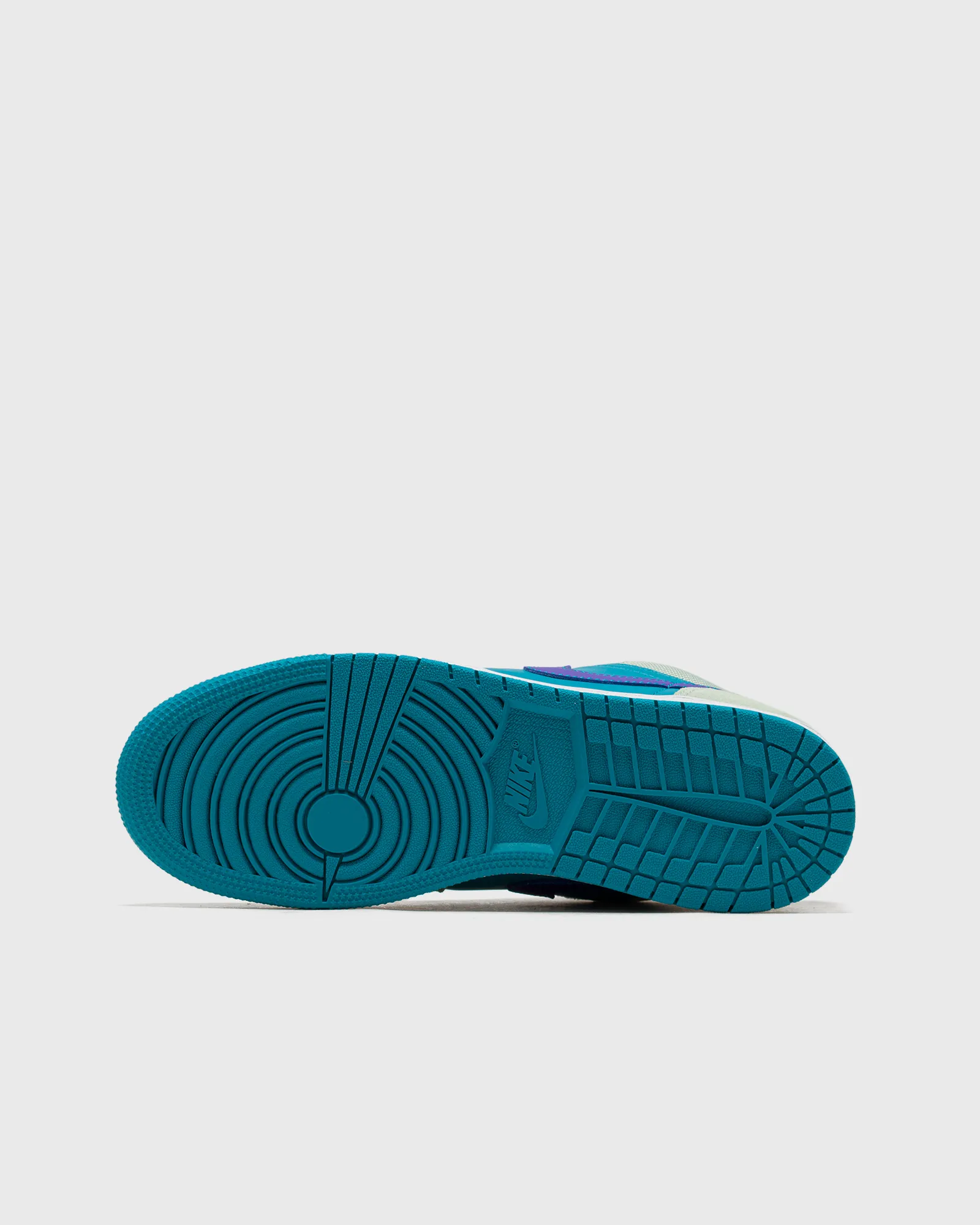 Jordan AIR JORDAN 1 LOW SE (GS) 'Aquatone'