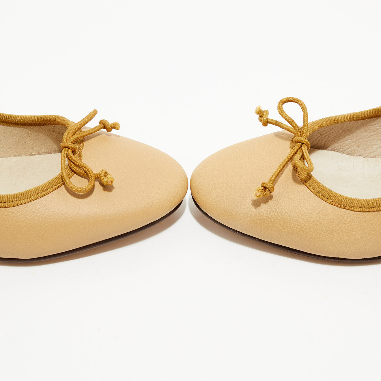 Quartier Latin Ballerines trotters en Cuir verni Diane camel - Talon 4 cm