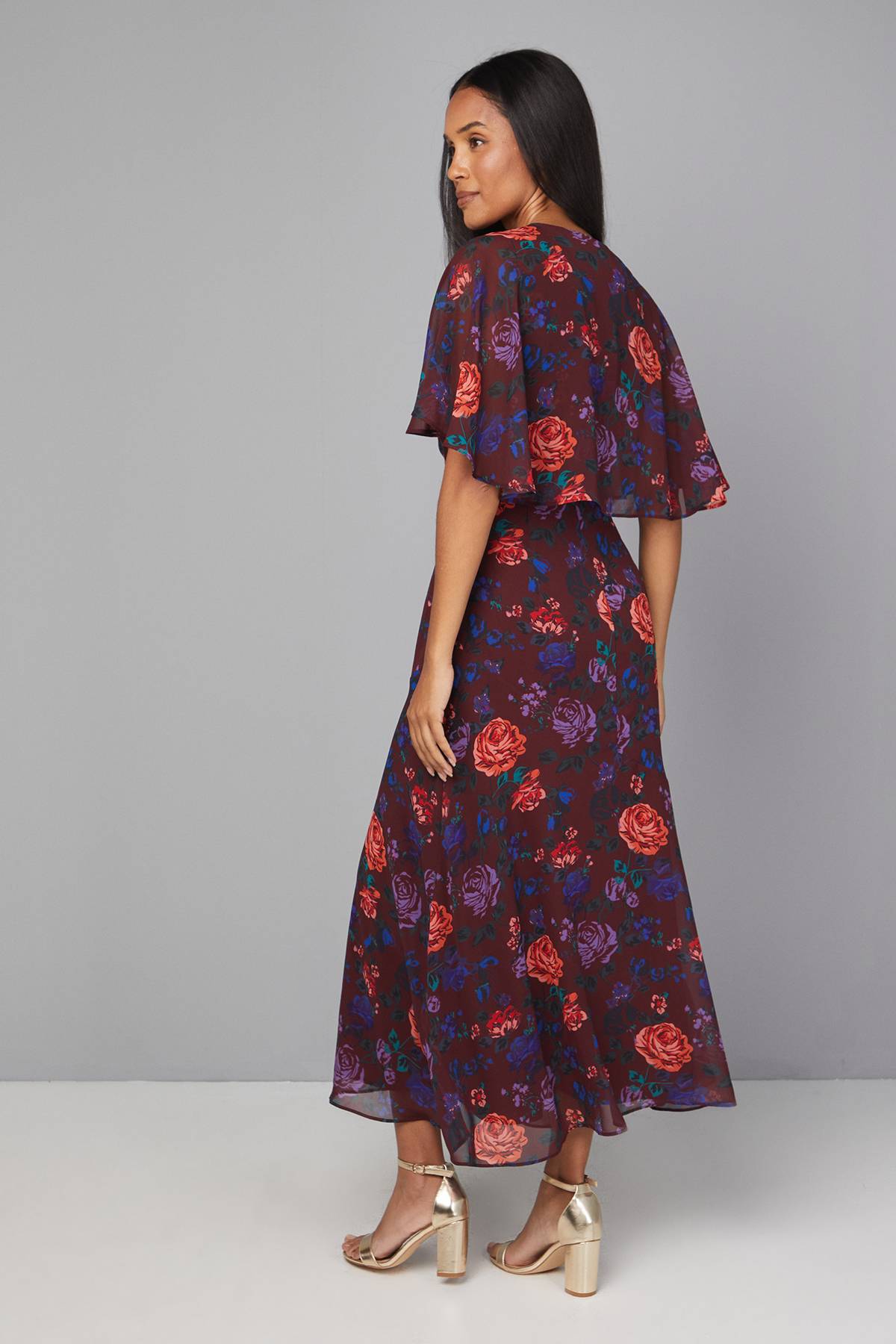 Wallis Robe Midi Florale à Manches Cape